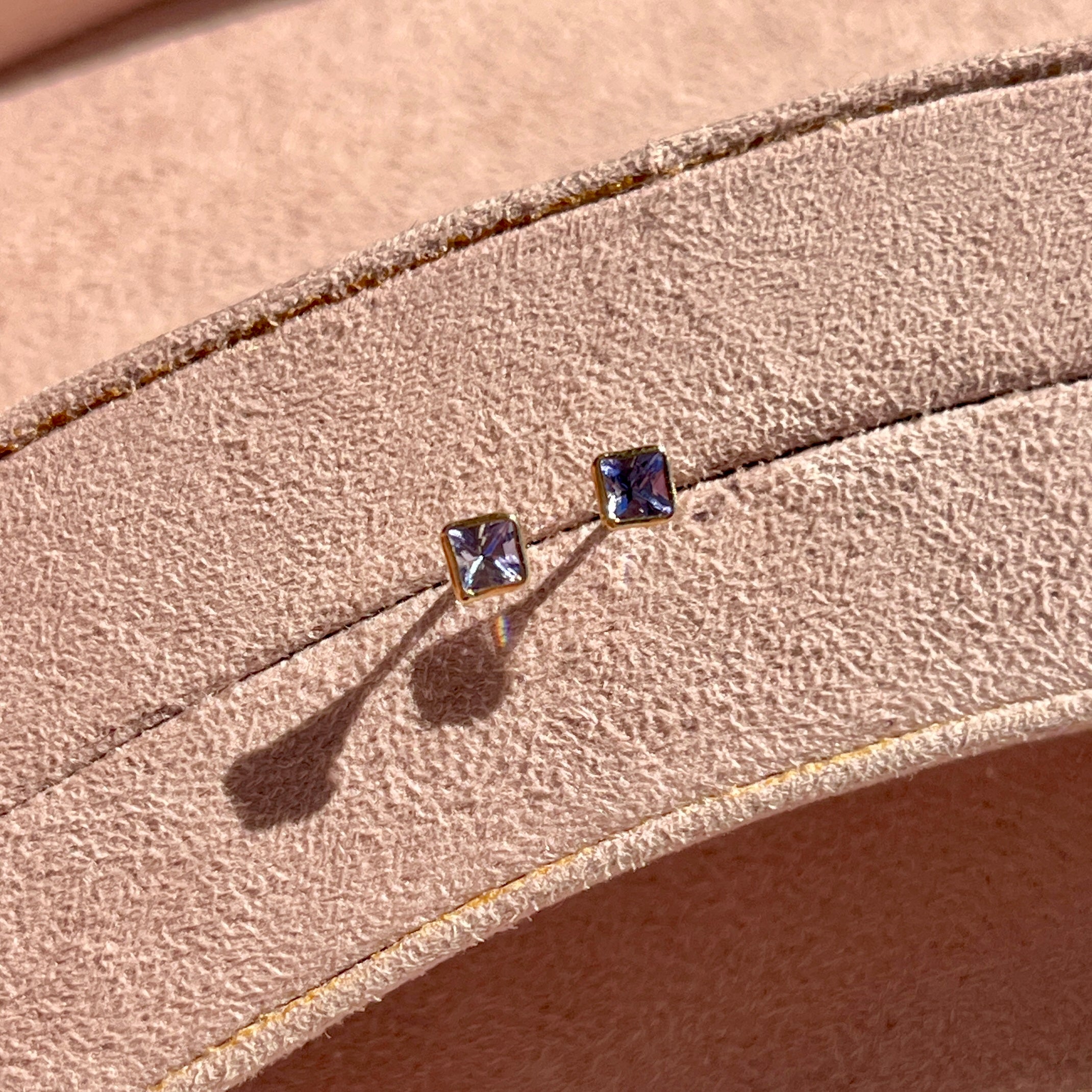 14k Tanzanite Studs