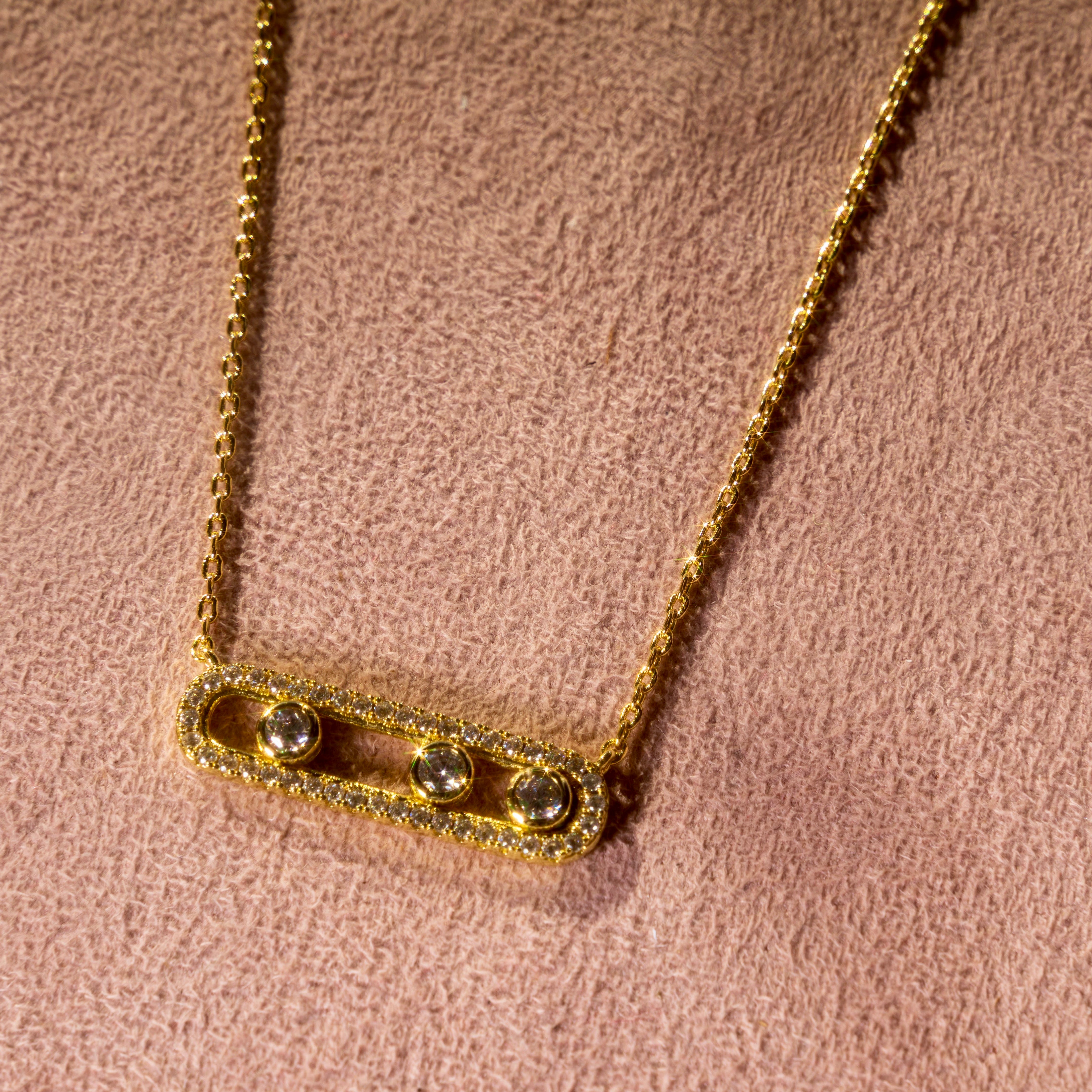 Sliding Diamonds Necklace