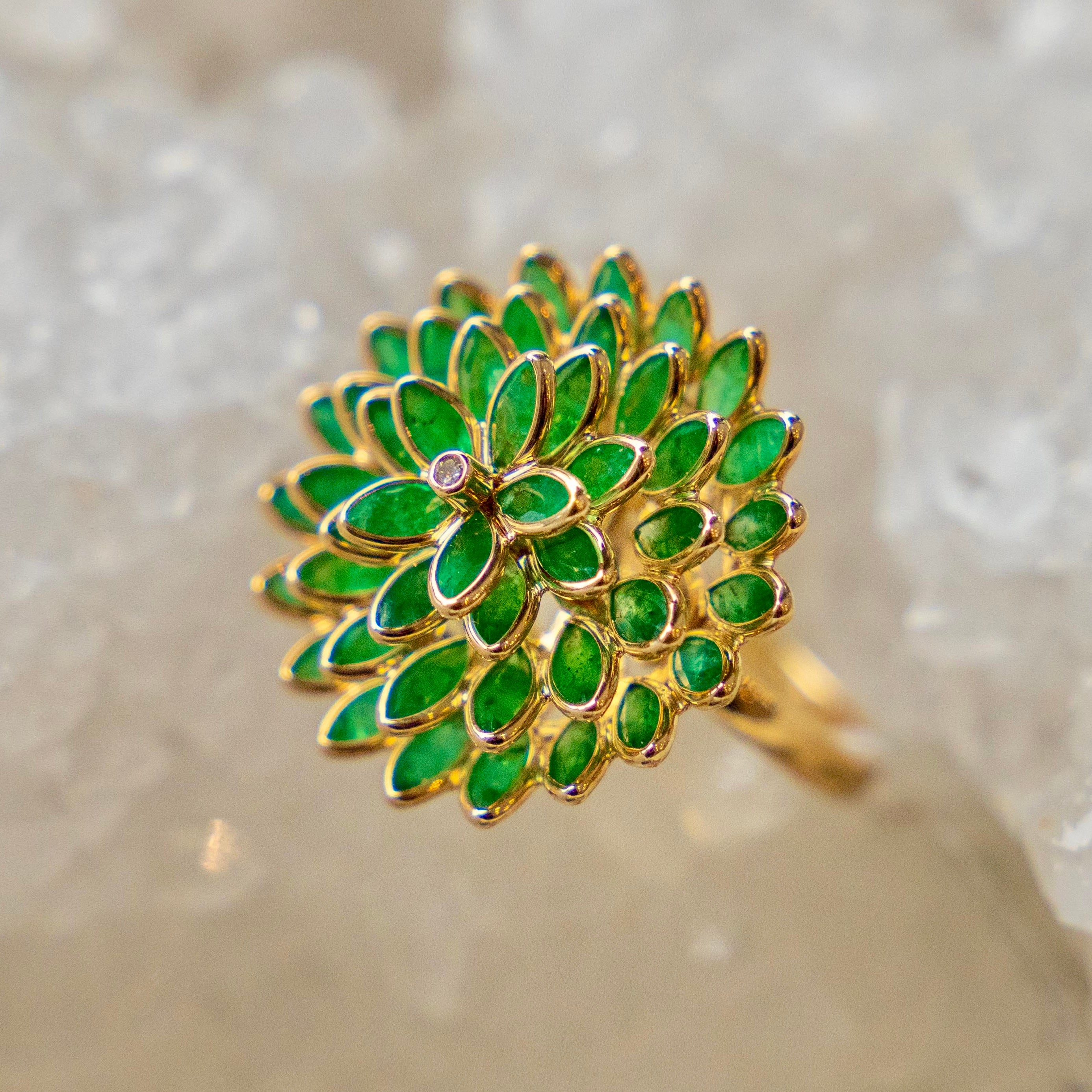 14k Emerald Floral Ring