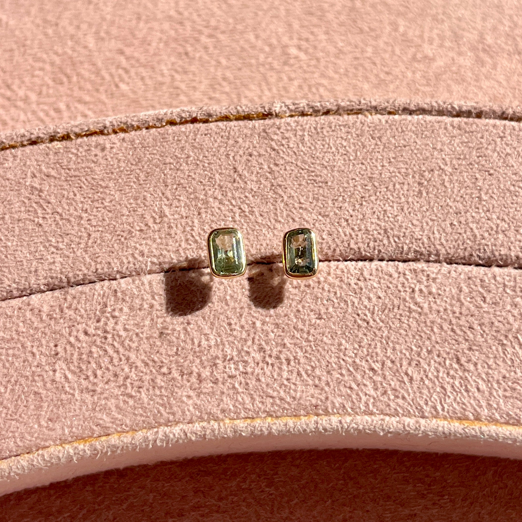 14k Green Sapphire Studs