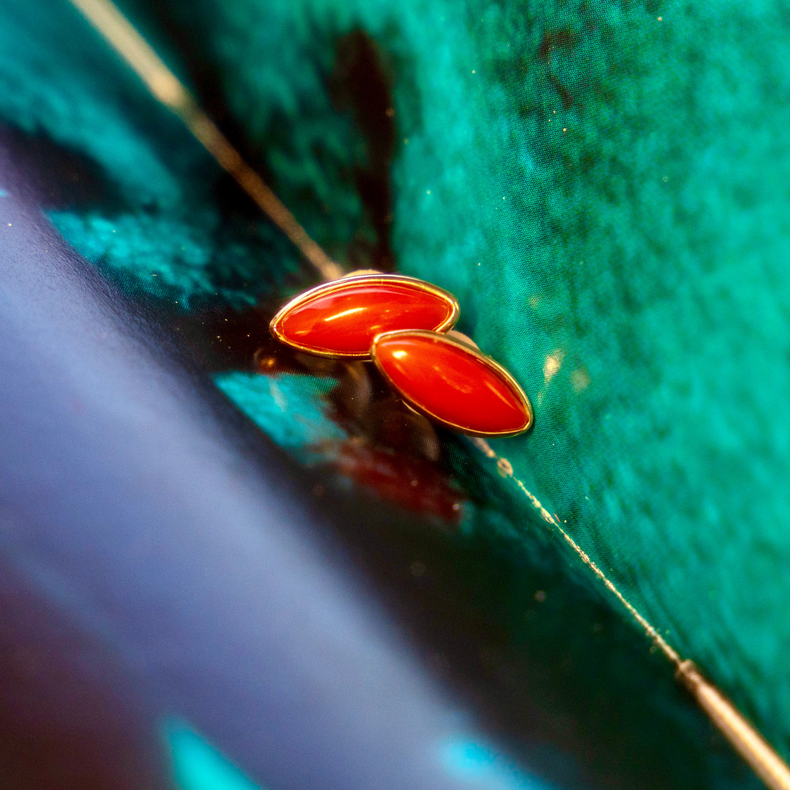 14k Carnelian Studs