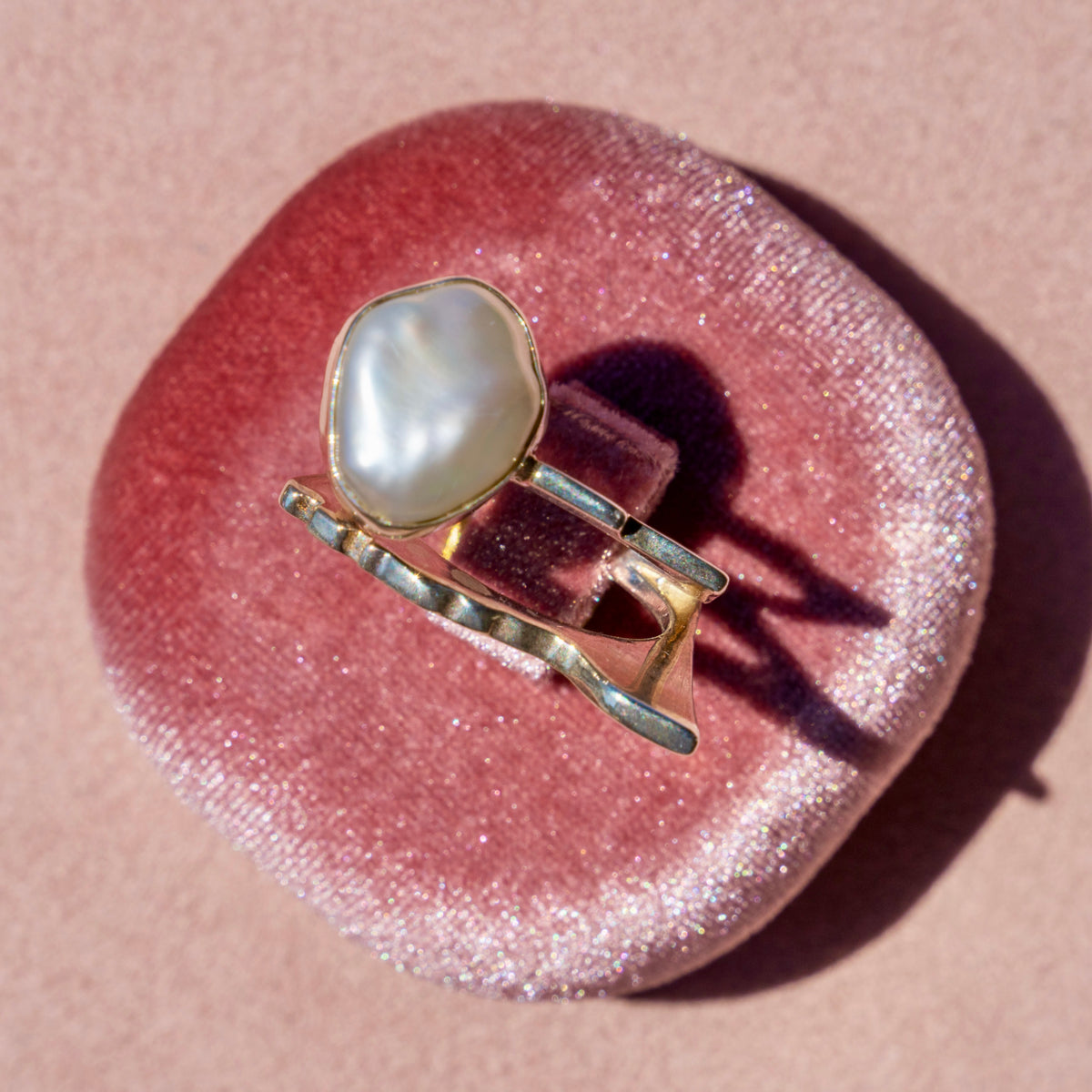 Freshwater Pearl Wavy Ring
