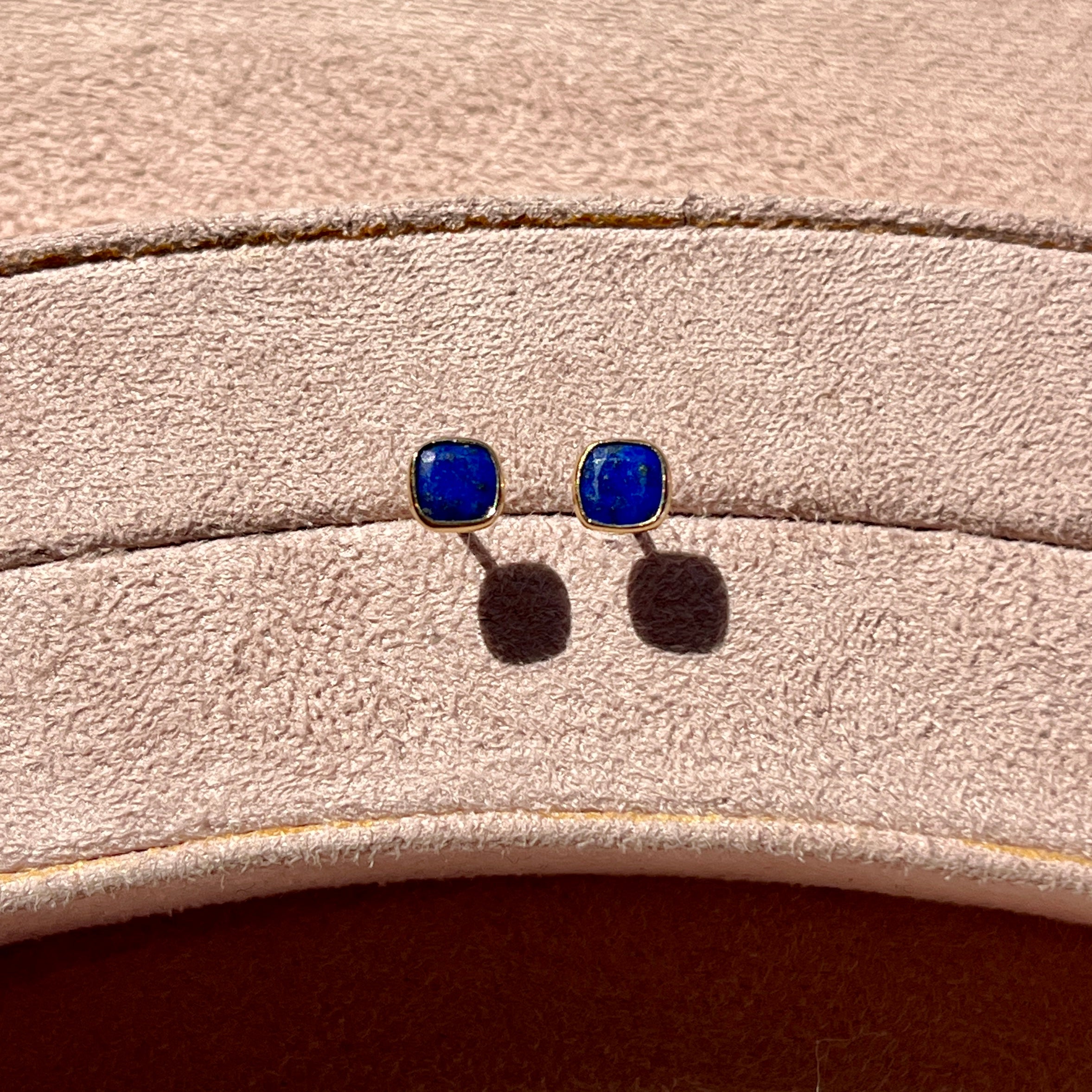 14k Lapis Studs